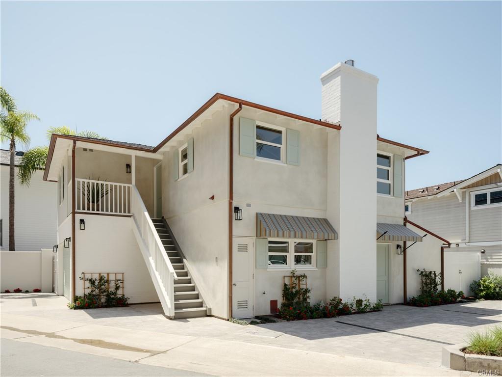 2715 Cove Street — front exterior of the duplex
