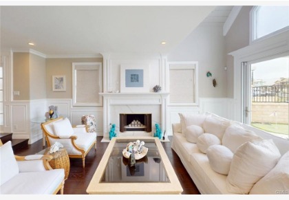 16143 Saint Croix — great room with high ceilings and light-filled seating area