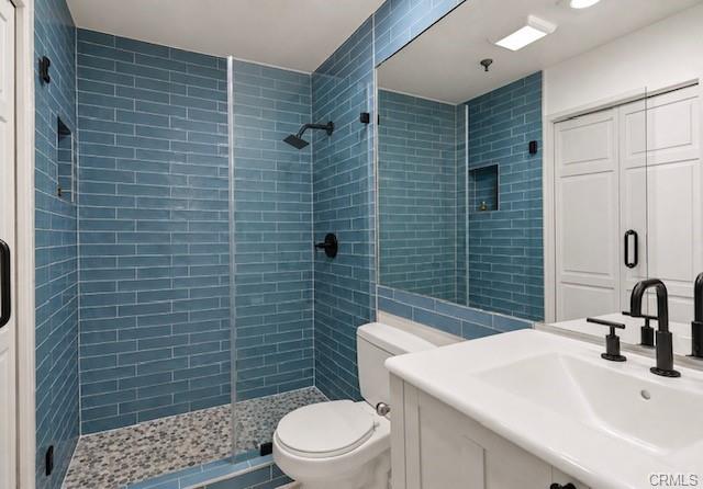 2 Canyon Island Dr — interior and exterior view 9