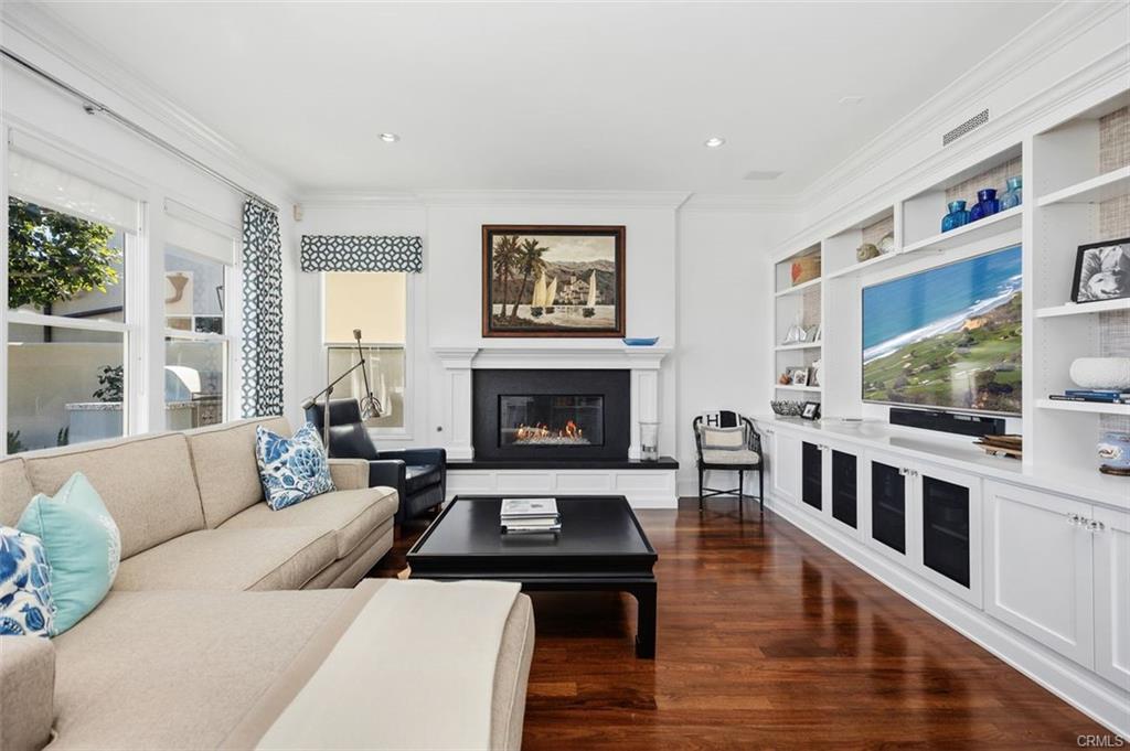 3 Jarden — interior and exterior view 12