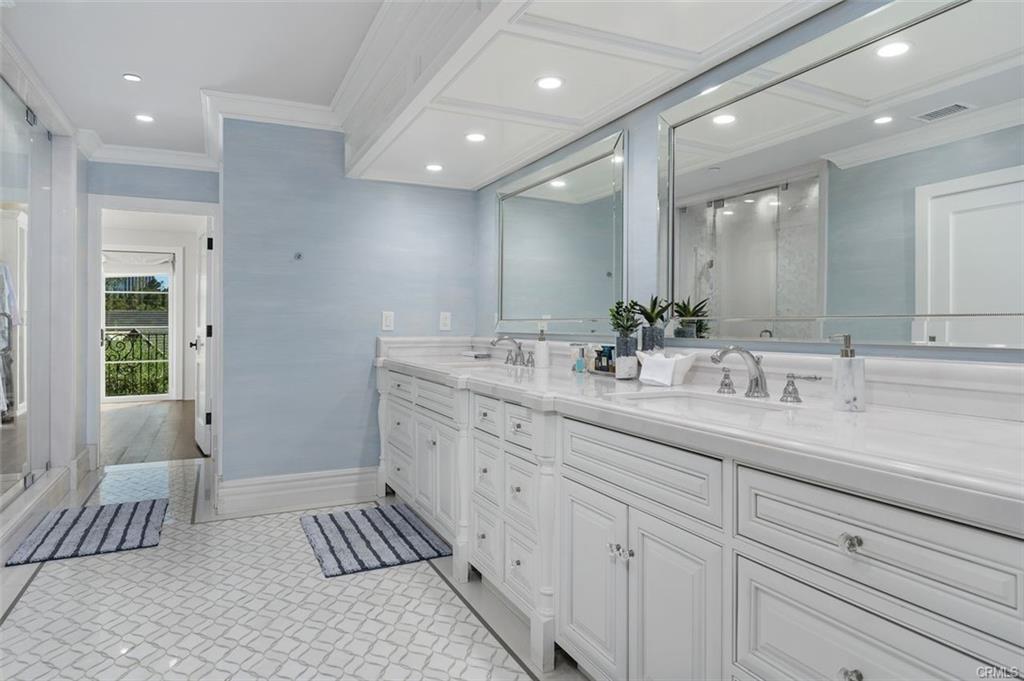 4 Inverness Lane — spa-inspired primary bath with soaking tub